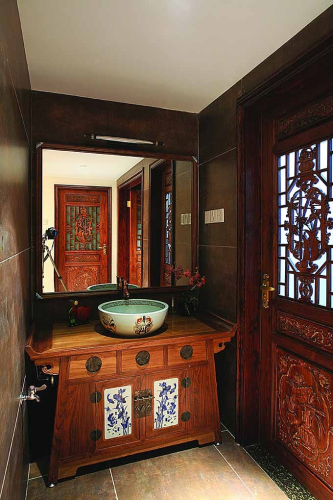 点击大图看下一张：古风中式别墅装修效果图