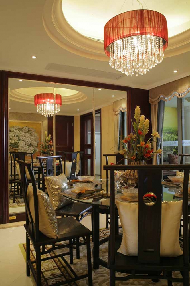 点击大图看下一张:中式装修一居室设计效果图