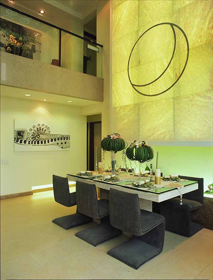 点击大图看下一张：新式中国风别墅装修效果图