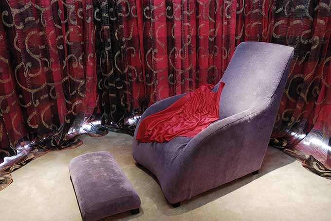 点击大图看下一张：中式典雅别墅装修图集