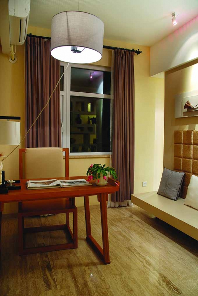 点击大图看下一张：中式田园二居装修案例