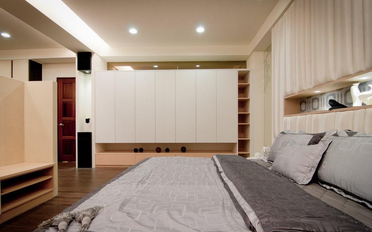 点击大图看下一张：简约别墅装修效果图