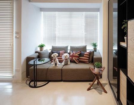 点击大图看下一张：现代一居装修设计