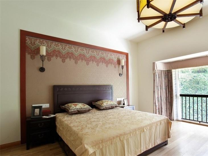 点击大图看下一张：中式原木两居装修效果图