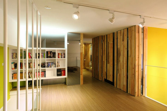 点击大图看下一张：现代两室一厅装修案例赏析