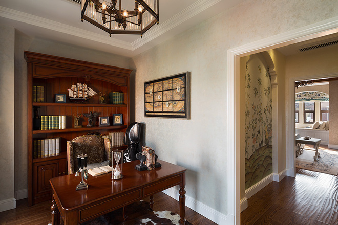 点击大图看下一张：美式加州三居室装修效果图