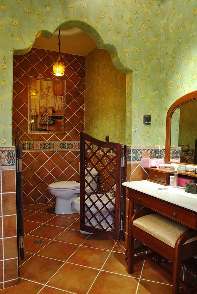 点击大图看下一张:地中海式别墅设计效果图