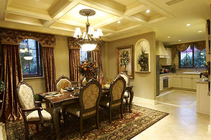 点击大图看下一张：美式华美别墅装修图欣赏