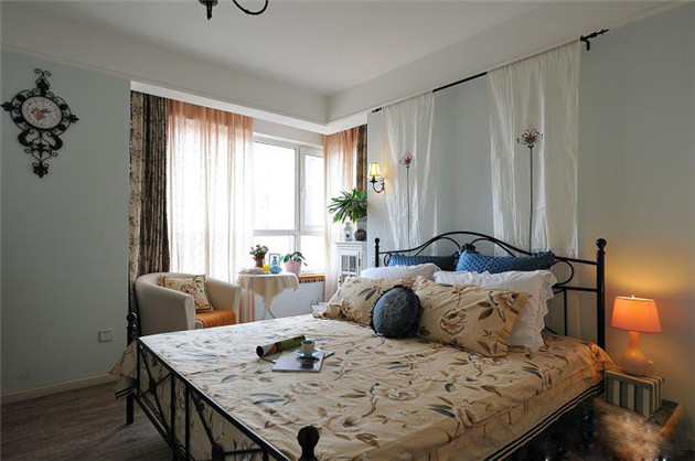 点击大图看下一张：地中海风格一居室装修案例