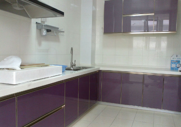 点击大图看下一张：简约现代两居室美家搭配