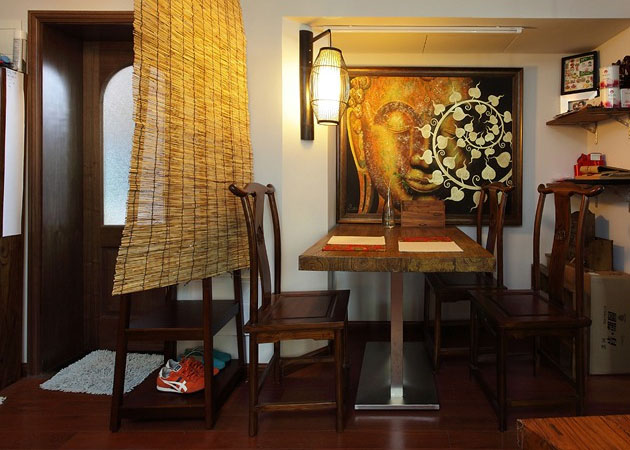 点击大图看下一张：复古中式一居室设计效果图