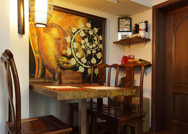 点击大图看下一张：复古中式一居室设计效果图