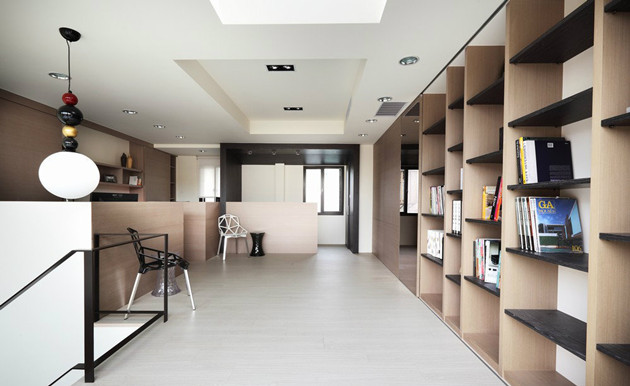 点击大图看下一张：现代简约设计复式效果图