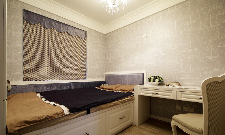 点击大图看下一张：简欧时尚四居效果图大全