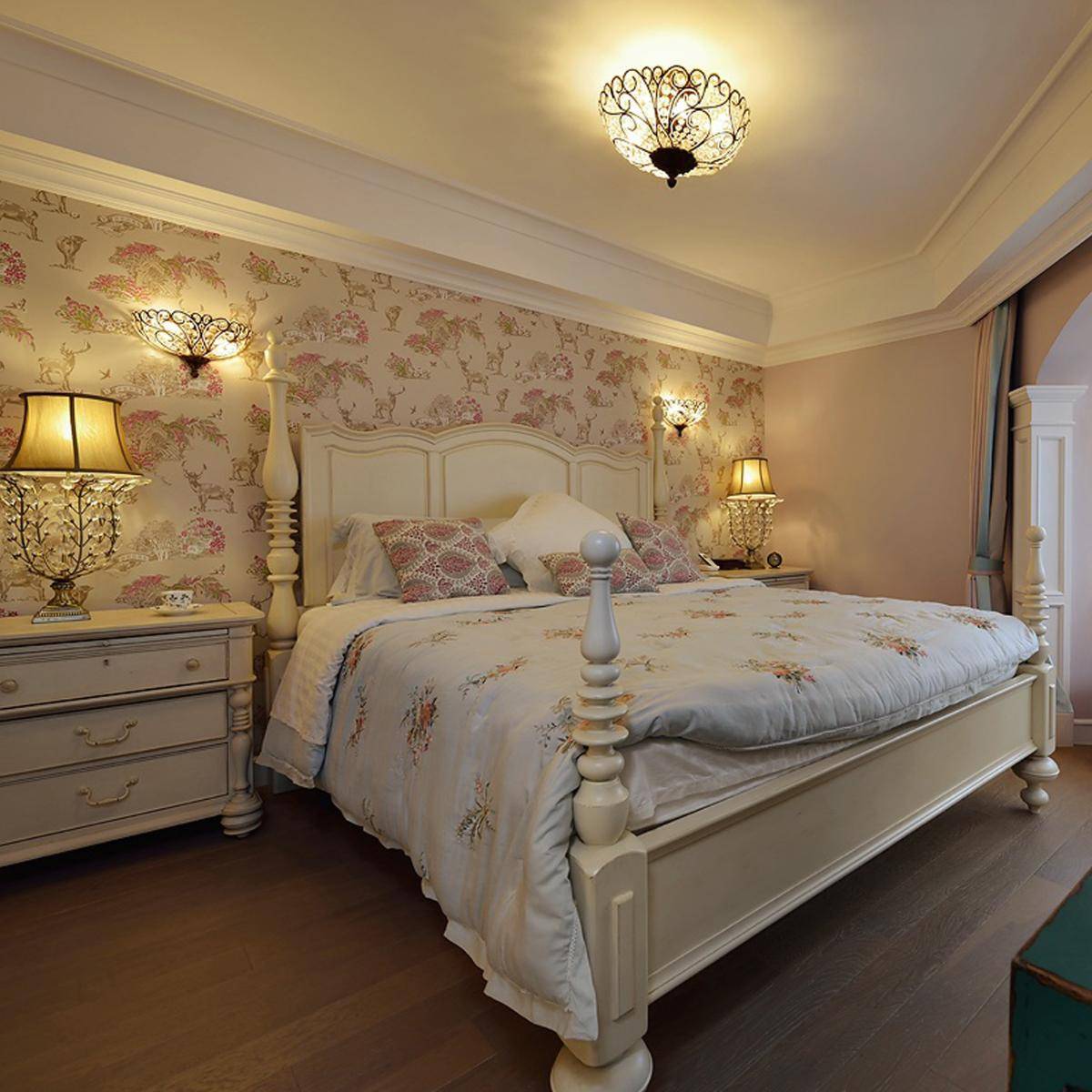 点击大图看下一张：美式四居室家居装饰设计效果图