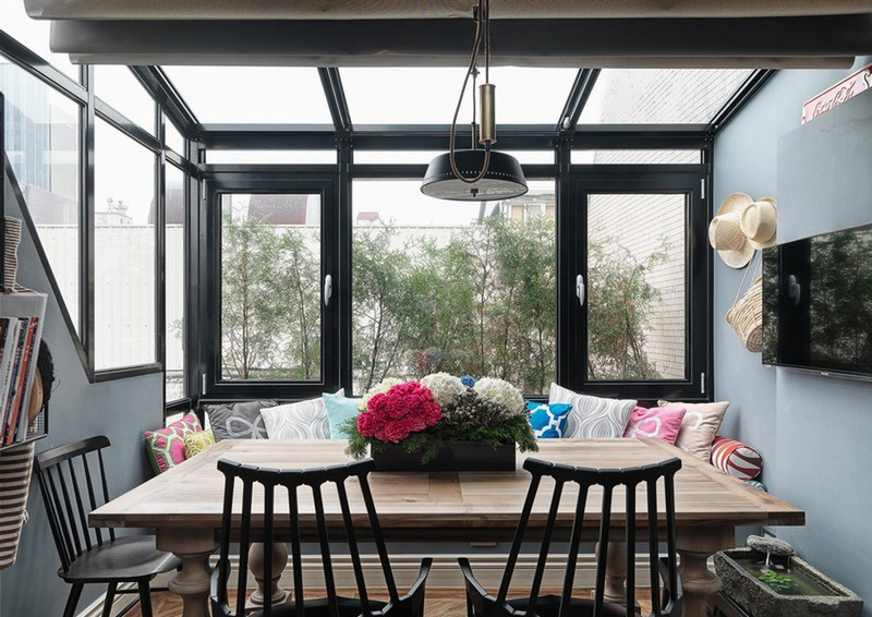 点击大图看下一张:新古典设计两居设计效果图欣赏