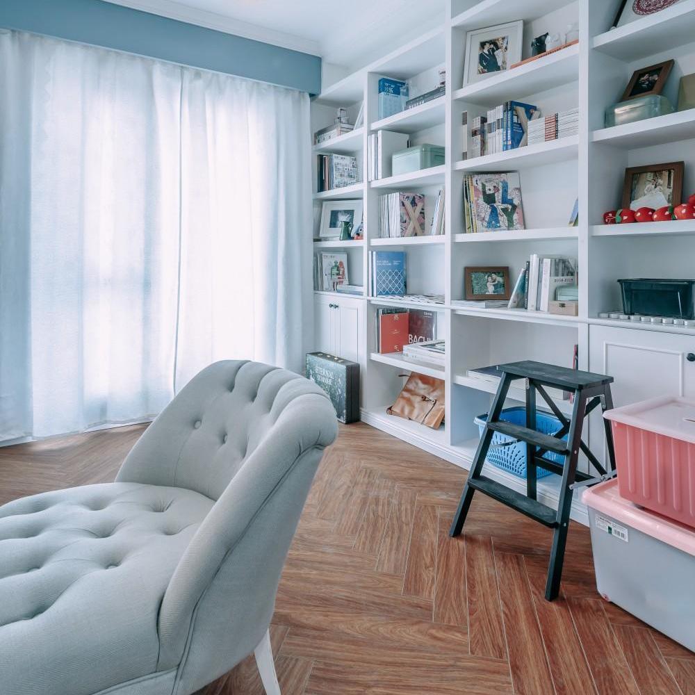 点击大图看下一张：北欧风格蓝色清爽二居室设计效果图