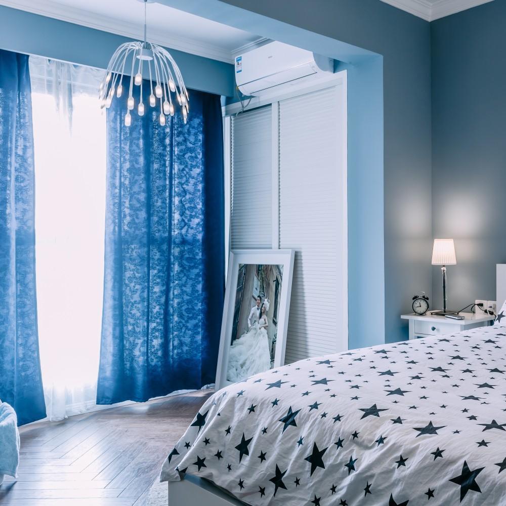 点击大图看下一张：北欧风格蓝色清爽二居室设计效果图