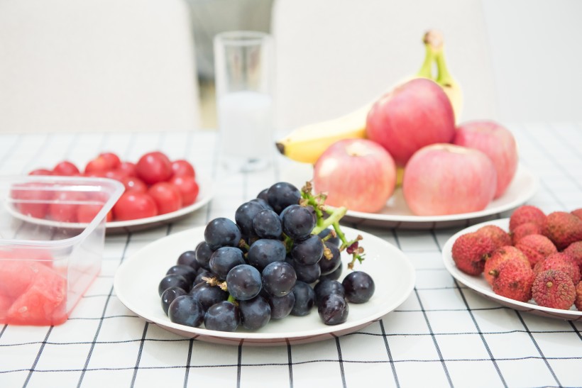 点击大图看下一张：夏季香甜可口的水果图片
