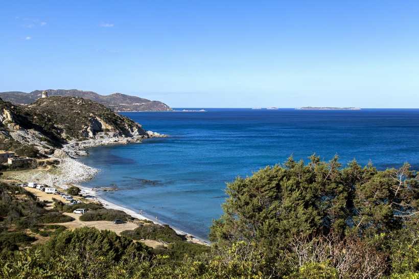 点击大图看下一张：意大利撒丁岛风景图片