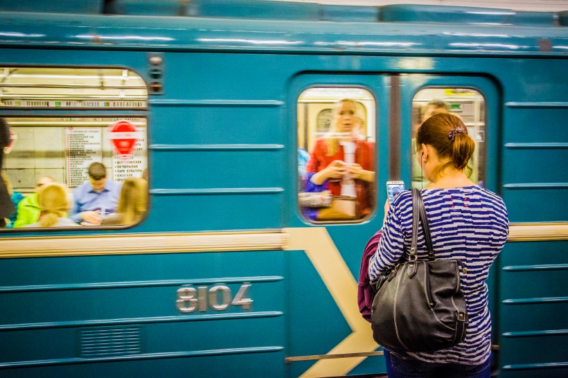 点击大图看下一张：俄罗斯地铁图片