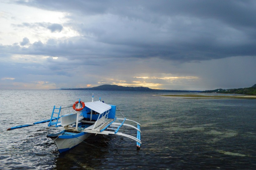点击大图看下一张：菲律宾薄荷岛风景图片