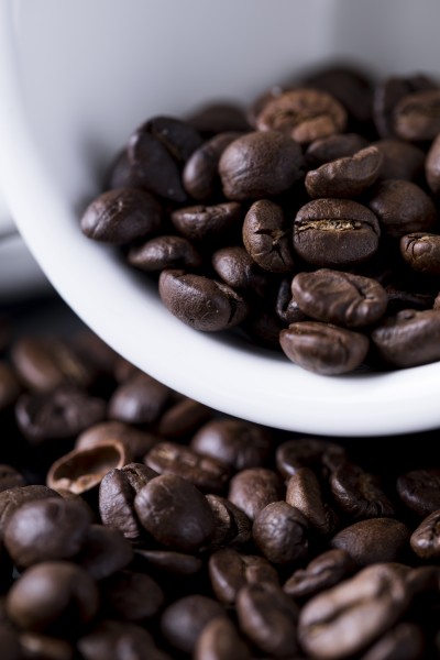 点击大图看下一张：味道浓郁的咖啡豆图片