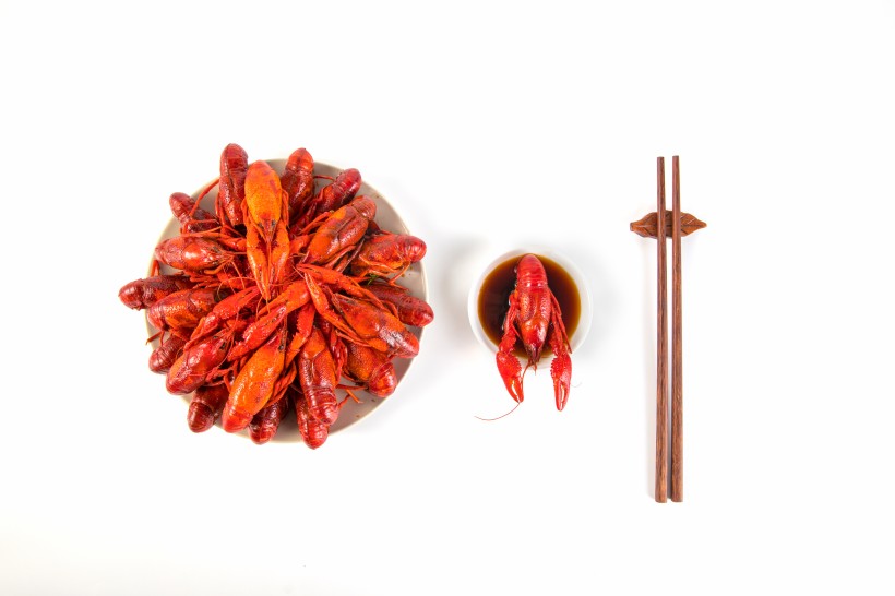 点击大图看下一张:夏季美食小龙虾图片
