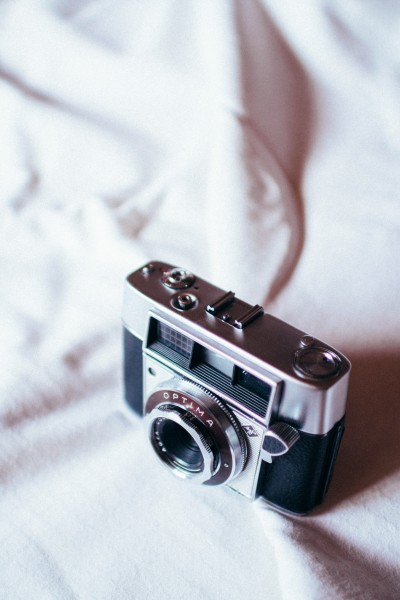 点击大图看下一张：老式复古相机图片