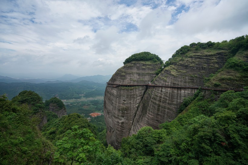 点击大图看下一张：江西龙南县小武当山风景图片