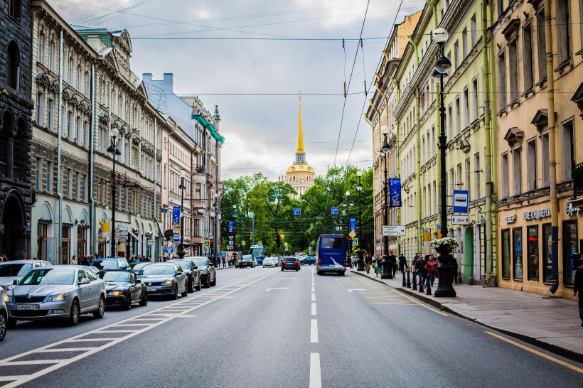 点击大图看下一张：俄罗斯圣彼得堡建筑风景图片