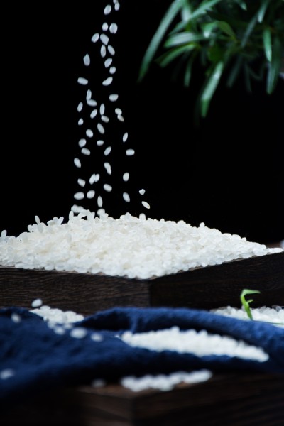 点击大图看下一张：珍珠大米和米饭图片