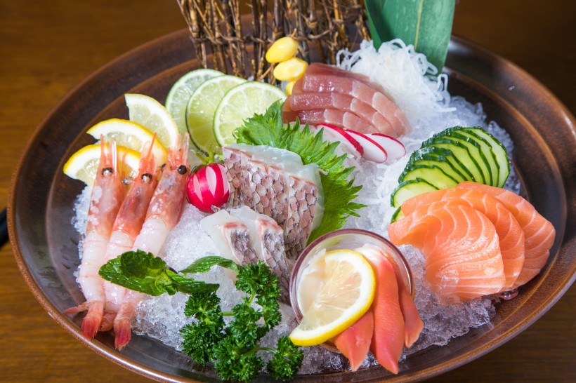 点击大图看下一张：美味海鲜大餐图片