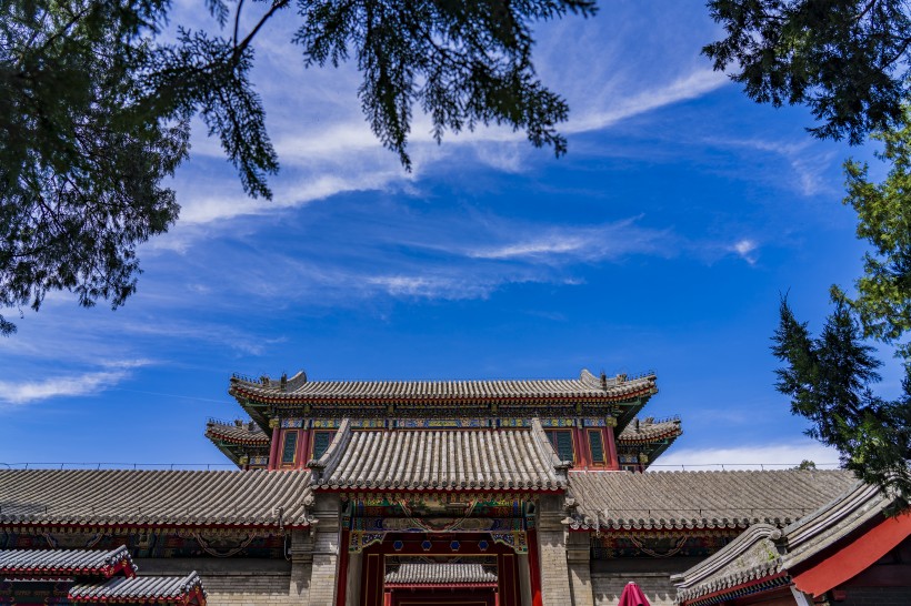点击大图看下一张：北京颐和园古建筑风景图片