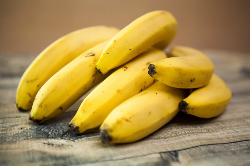 点击大图看下一张：香甜好吃的香蕉图片