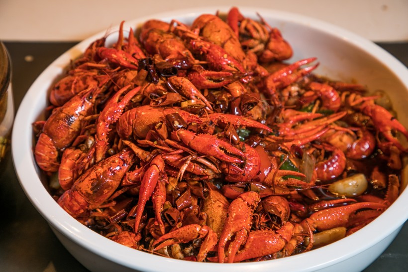 点击大图看下一张：美味好吃的麻辣小龙虾图片