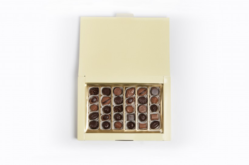 点击大图看下一张：巧克力礼盒装图片