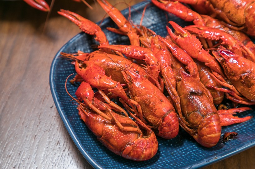 点击大图看下一张:美味好吃的麻辣小龙虾图片