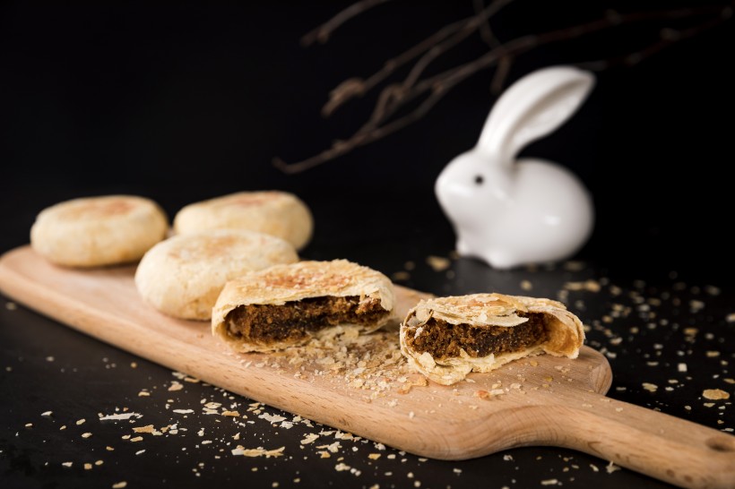 点击大图看下一张：美味好吃的中秋节苏式月饼图片