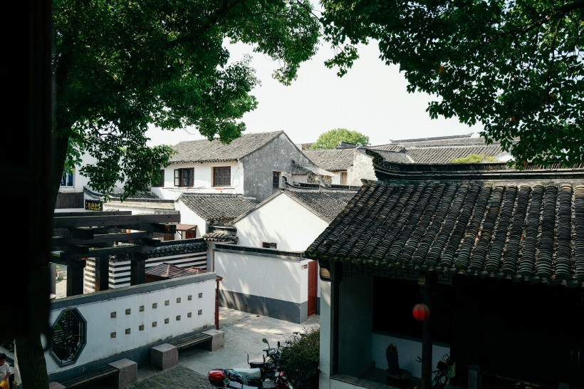 点击大图看下一张：江苏同里古镇风景图片