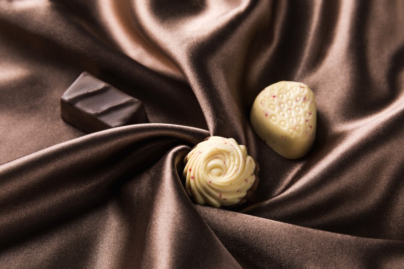 点击大图看下一张：情人节巧克力图片