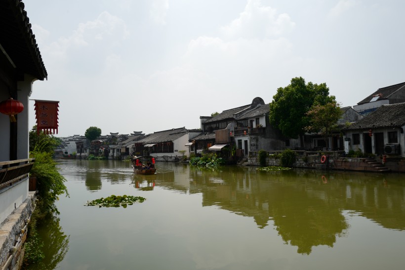 点击大图看下一张：江苏震泽古镇人文风景图片