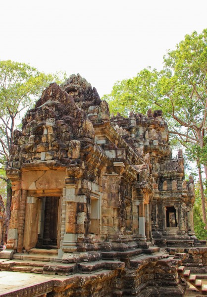 点击大图看下一张：柬埔寨暹粒吴哥窟建筑风景图片