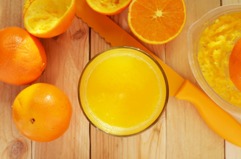 点击大图看下一张：酸甜可口的橙汁图片