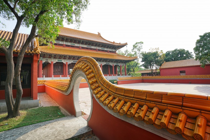 点击大图看下一张：尼泊尔蓝毗尼中华寺中国寺庙建筑风景图片