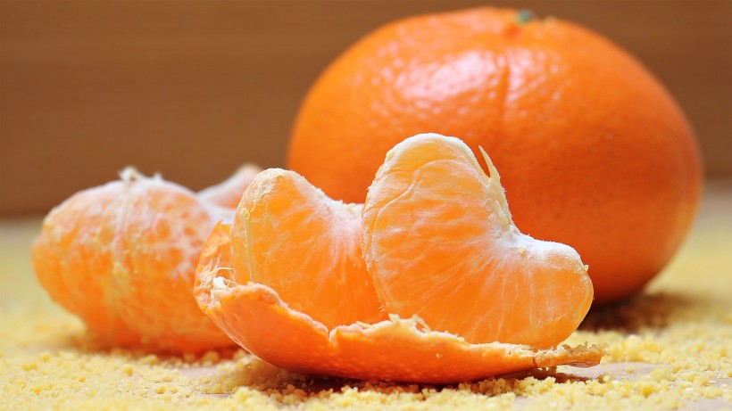 点击大图看下一张：可口多汁的柑橘图片
