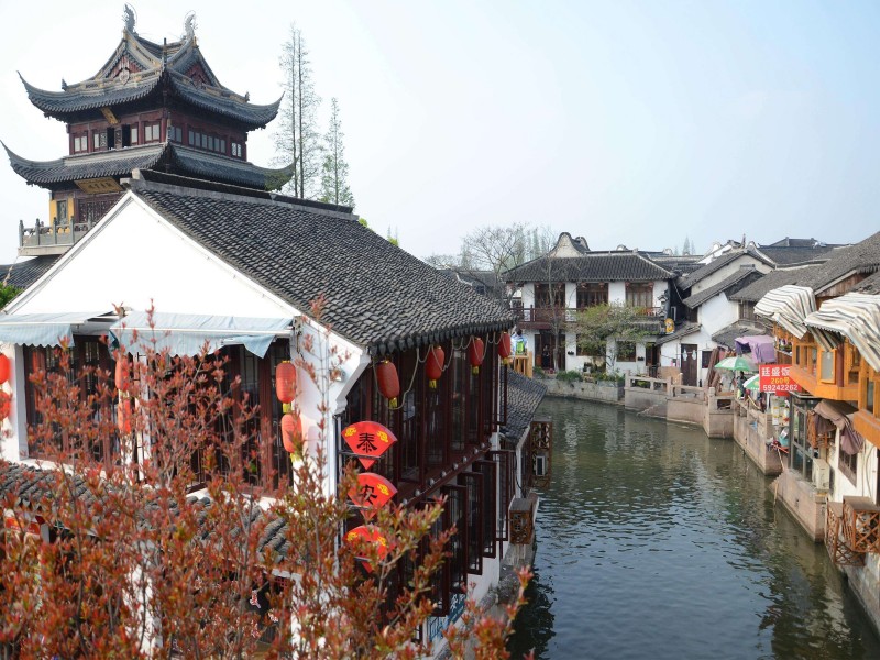 点击大图看下一张：上海朱家角古镇人文风景图片