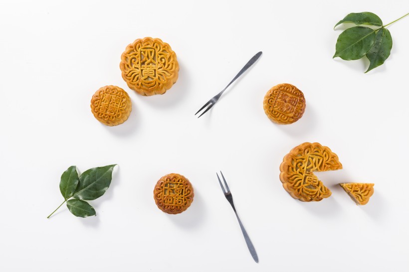 点击大图看下一张：美味的中秋节广式月饼图片