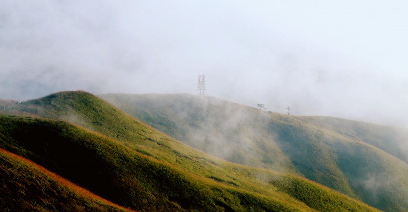 点击大图看下一张：江西武功山云海自然风景图片