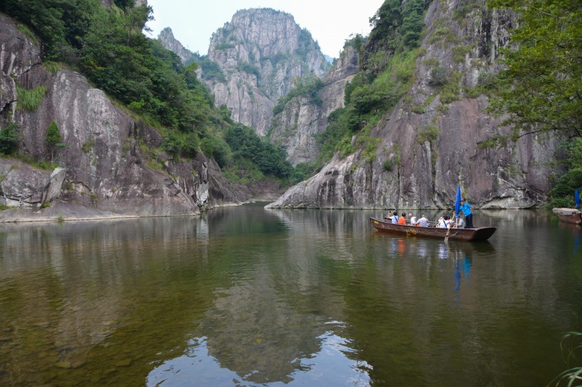 点击大图看下一张：浙江温州石栀岩风景区风景图片